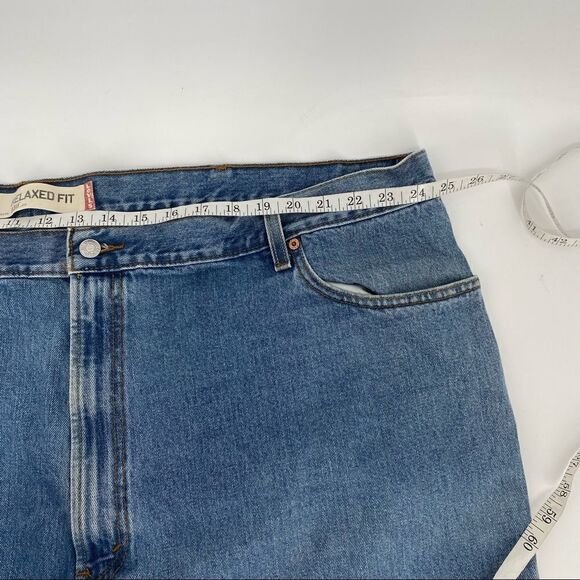 Levi's 550 Relaxed Fit light wash classic jeans size 50 x 30 - Picture 6 of 12